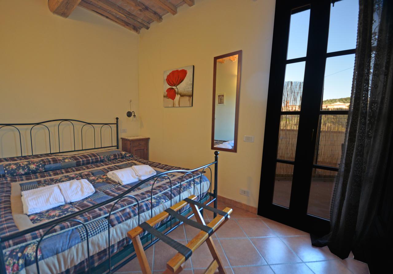 Podere Cortesi Agriturismo Molinaccio Santa Luce Exterior foto